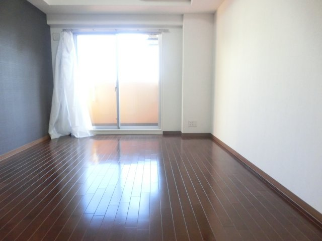 KDXレジデンス難波の寝室