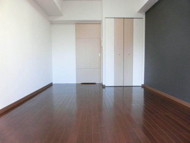 KDXレジデンス難波の居間・リビング