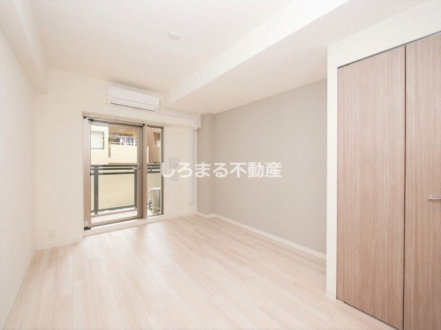 プランドール北浜の居間・リビング