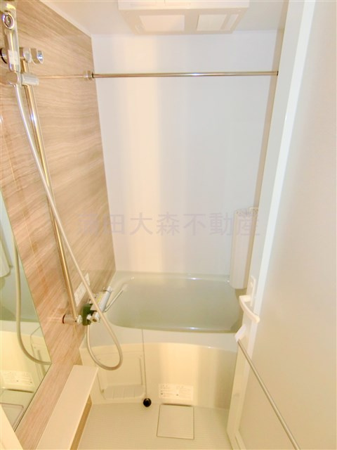 WHARFワーフ蒲田westの浴室
