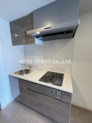 コンフォリア・リヴ南森町Qのキッチン|コンパクトなキッチンで掃除もラクラク