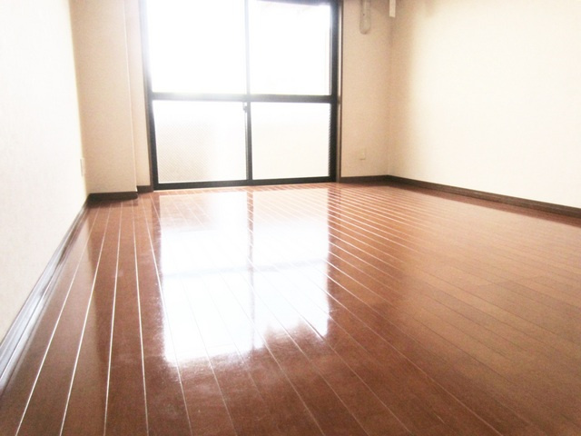 ベルク田端の洋室|陽当たり良好で明るいお部屋です☆