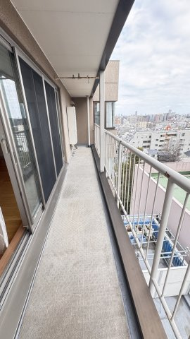 【バルコニー】