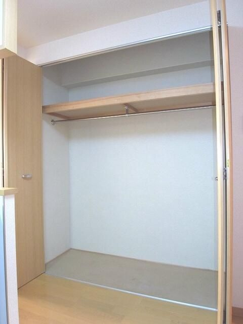 ビュークレスト小金井の収納