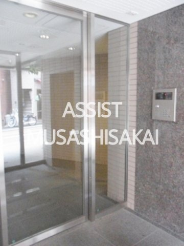 ビュークレスト小金井のエントランス