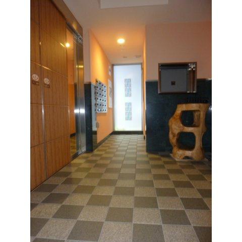 レディアントイワイダのロビー