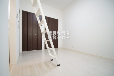 【洋室】 | Maple East＆West（メイプルイーストアンドウエスト） | 清潔感のあるお部屋♪