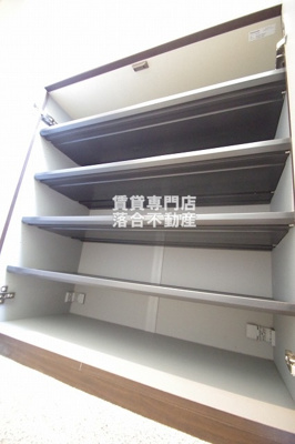 【収納】 | Maple East＆West（メイプルイーストアンドウエスト） | シューズボックス有り