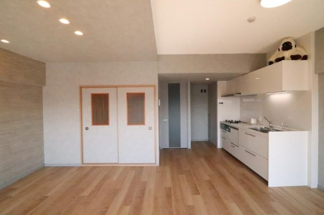 枚方ハイツ7号棟のキッチン|LDK15.0帖
■物件内覧・資金計画相談・住宅ローン相談、リフォーム相談、お問合せ受付中■
※当日・翌日のご内覧、ご相談はお電話でのお問合せがスムーズです！