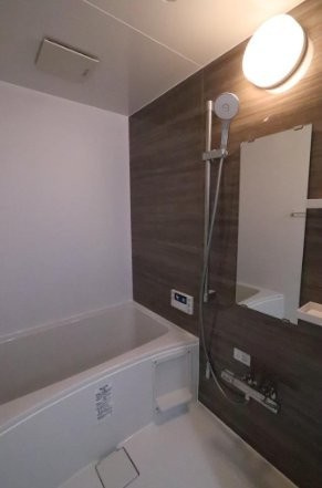 枚方ハイツ7号棟の浴室|ユニットバス
■物件内覧・資金計画相談・住宅ローン相談、リフォーム相談、お問合せ受付中■
※当日・翌日のご内覧、ご相談はお電話でのお問合せがスムーズです！