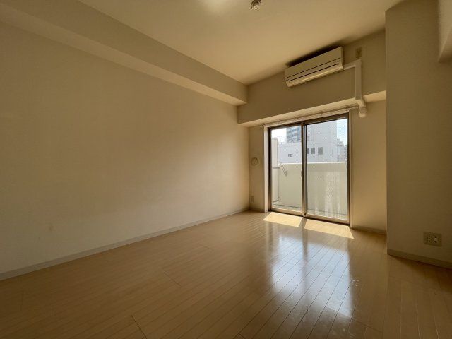 ラルジュ　マノワール