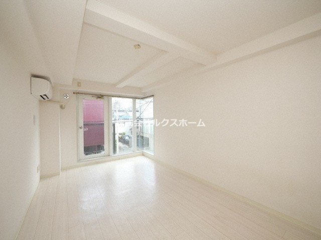 エスタ茨木の居間・リビング