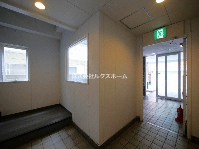 エスタ茨木のロビー