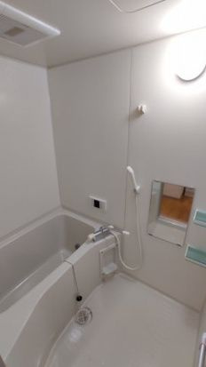 ロハスY新宿の浴室