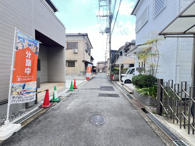 橿原市中曽司町　第10期の前面道路含む現地写真