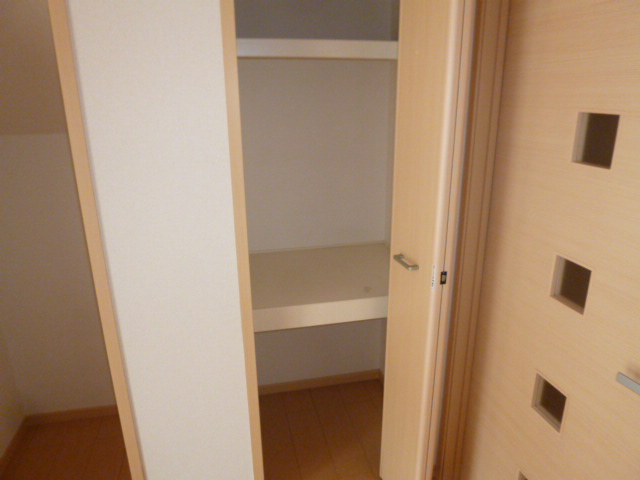 エ　サンクチュエールの収納