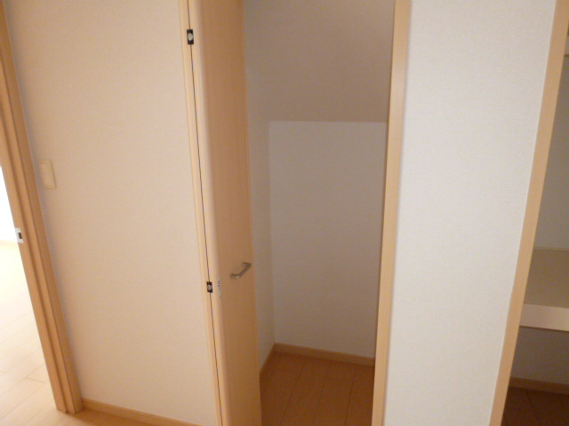 エ　サンクチュエールの収納