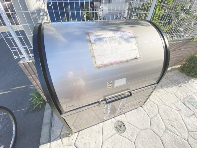 Ｃａｓａ　ｄｅｌｌｅ　ｒｏｓｅのその他共用部分|専用ゴミ置き場！