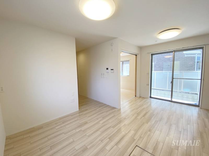 Ｃａｓａ　ｄｅｌｌｅ　ｒｏｓｅの居間・リビング|明るい内装☆