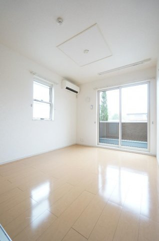 シェーネ・プラシードⅡの居間・リビング