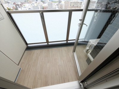 【バルコニー】 | La Douceur玉造(旧ミラージュパレス玉造デフィ)