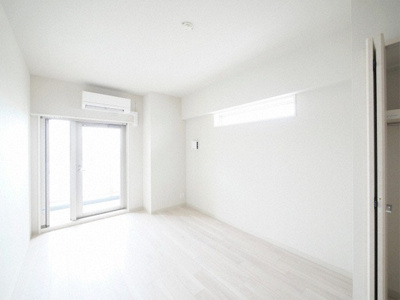 【居間・リビング】 | La Douceur玉造(旧ミラージュパレス玉造デフィ)