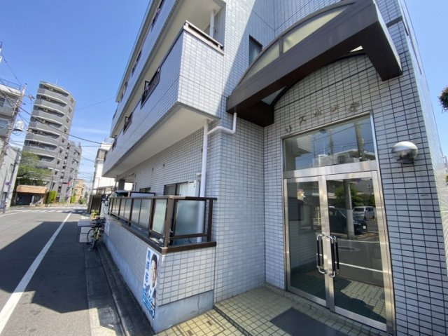 リズ松ヶ丘の外観