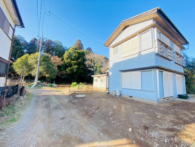 根木名　中古戸建　賃貸中の前面道路含む現地写真