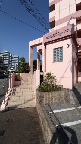 ミスティエイトのエントランス