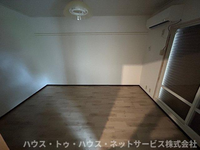 アーバンタカハシ5の寝室