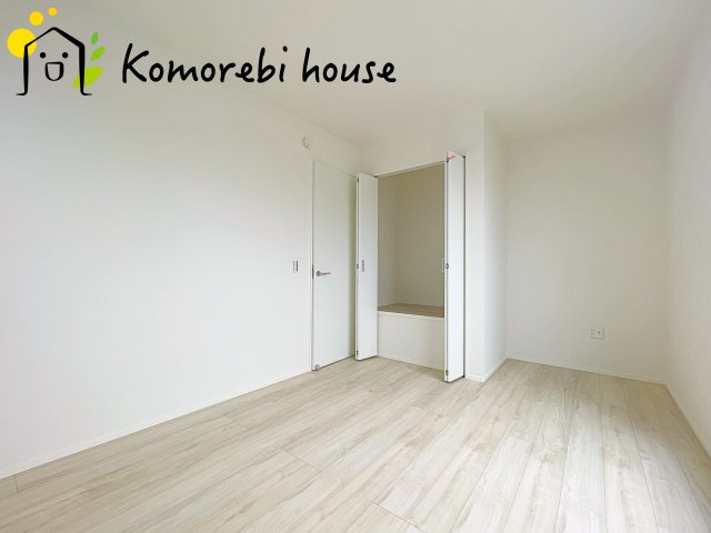 さいたま市大宮区土手町　5期　新築一戸建て　KEIAI GRACE　02の寝室|落ち着いた色調の寝室です