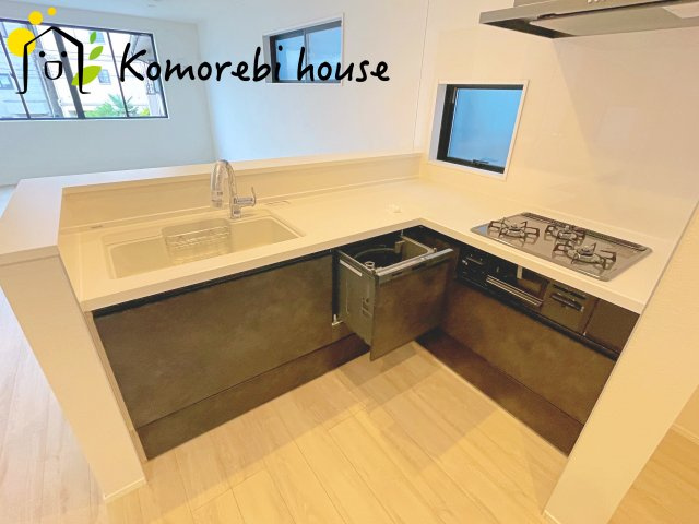 さいたま市大宮区土手町　5期　新築一戸建て　KEIAI GRACE　02のキッチン|きれいなキッチンです