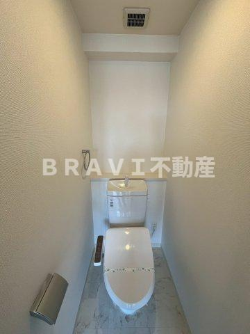 コスモリード谷町六丁目（旧ドゥーエ谷町）　BRAVI不動産のトイレ|【ドゥーエ谷町】シンプルで使いやすいトイレです