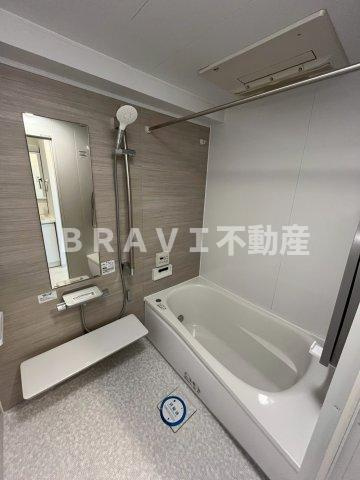 コスモリード谷町六丁目（旧ドゥーエ谷町）　BRAVI不動産の浴室|【ドゥーエ谷町】落ち着いた空間のお風呂です