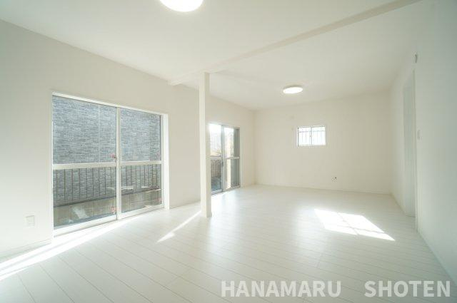 中古　四街道市鹿渡の居間・リビング|＊当日ご案内可＊ご希望の物件まとめてご案内！弊社が掲載していない物件でもOK♪お気軽にご相談ください ♪お電話でのお問合わせがスムーズ♪