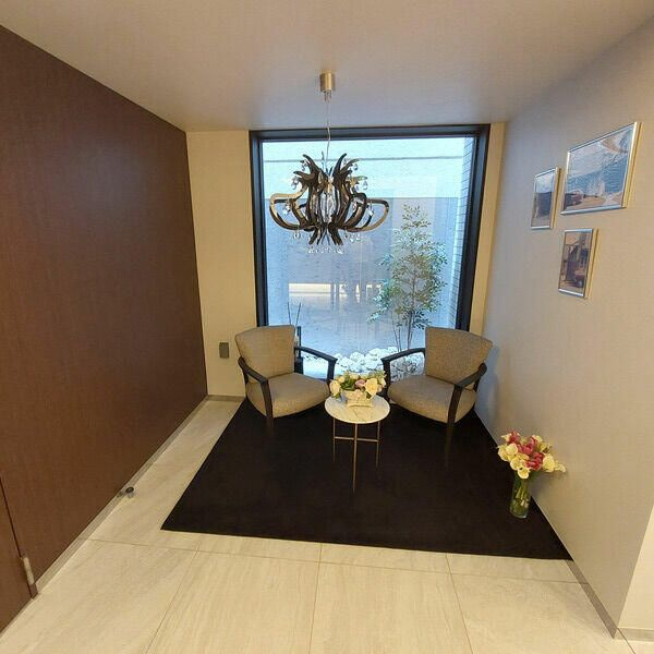 マミービルのロビー