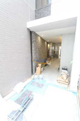 【エントランス】 | ブロード江坂広芝町レジデンス