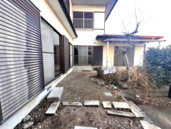下都賀郡壬生町　中古戸建　吹き抜け玄関×和室続き間のあるゆとりの邸宅の庭