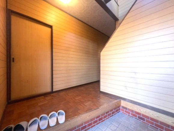 下都賀郡壬生町　中古戸建　吹き抜け玄関×和室続き間のあるゆとりの邸宅の玄関