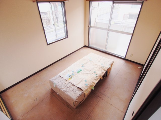 コーポ稲荷Aの和室