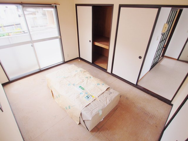 コーポ稲荷Aの和室