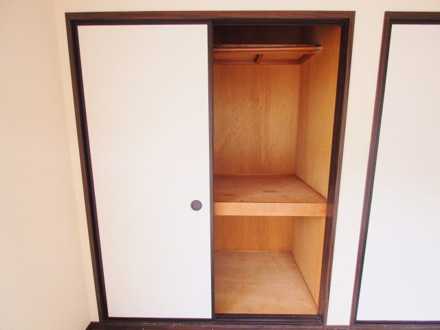 コーポ稲荷Aの収納