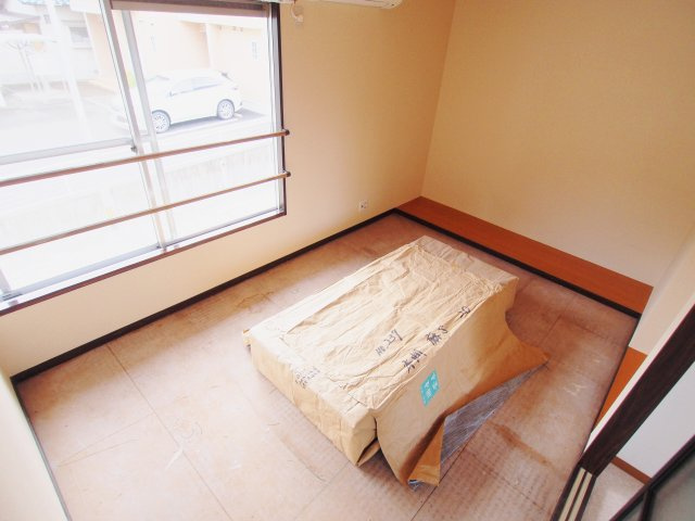 コーポ稲荷Aの和室