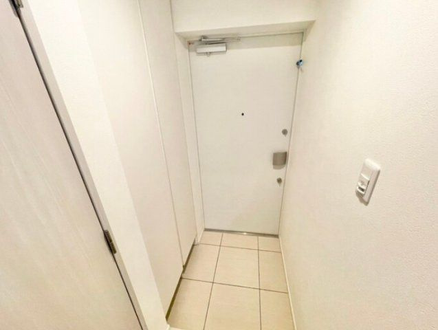 アジールコート後楽園の玄関