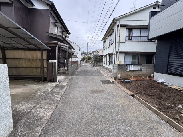 柏市永楽台1丁目新築戸建【柏市立第八小学校:徒歩9分】の前面道路含む現地写真|南東側前面道路