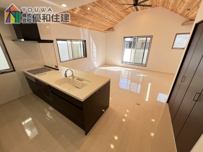【居間・リビング】 | 新築戸建　神戸市垂水区舞子坂４丁目
