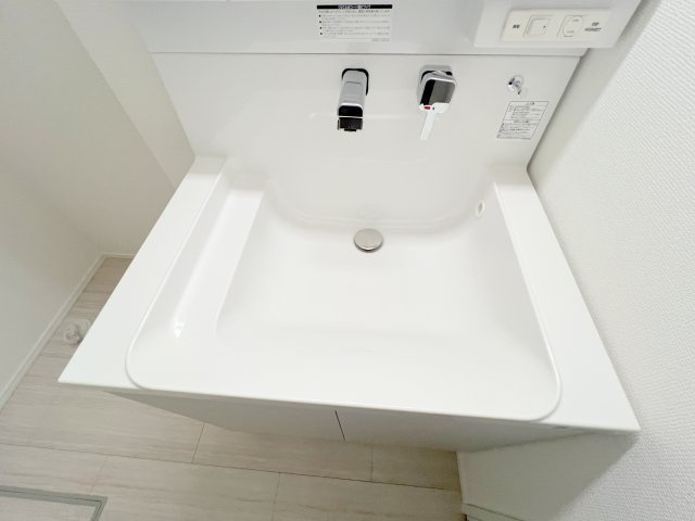 青梅市畑中1丁目　新築戸建全2棟のキッチン