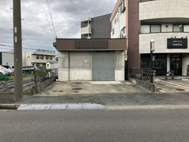 阿原宮前２店舗の外観