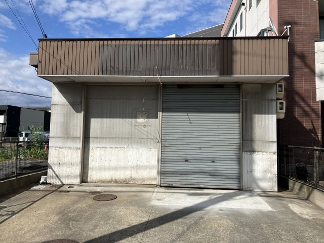 阿原宮前２店舗の駐車場
