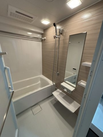 アジールコート町屋の浴室